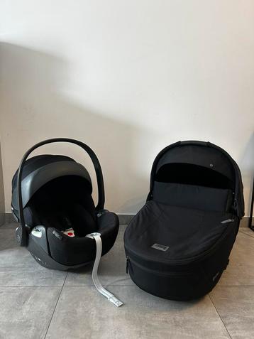 Cacelle en gezellige CYBEX beschikbaar voor biedingen
