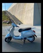 Vespa 50 cc B klasse, Fietsen en Brommers, Scooters | Vespa, Ophalen, Zo goed als nieuw