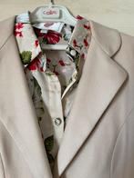 Beige blaser(soort daim)merk Farah met glanzend bloesje,, Kleding | Dames, Ophalen of Verzenden