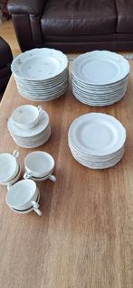 bloemetjes servies 50stuks, Antiek en Kunst, Antiek | Servies compleet, Ophalen