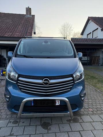 Opel Vivaro dubbele cabine  beschikbaar voor biedingen