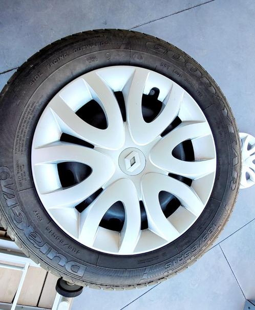 Pneu et jante été 185 65 15 Goodyear 4 trous clio, Auto-onderdelen, Banden en Velgen, Banden en Velgen, Zomerbanden, 15 inch, 185 mm