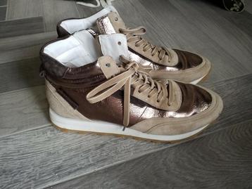 Schoenen nieuwe staat beschikbaar voor biedingen