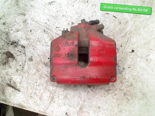 REMKLAUW LINKS VOOR Rood Golf VI (5K1) (1K0615123M), Auto-onderdelen, Remmen en Aandrijving, Volkswagen, Gebruikt