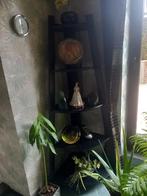 Étagère de coin en bois, Enlèvement