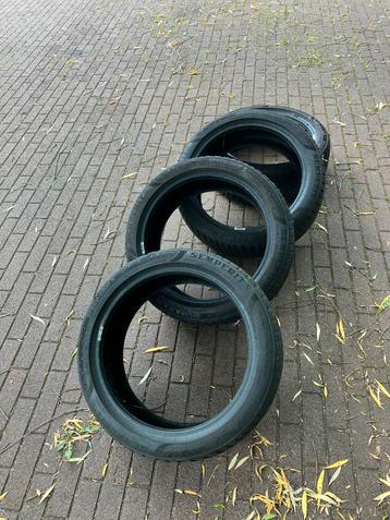 Winterbanden 205/45R17 beschikbaar voor biedingen