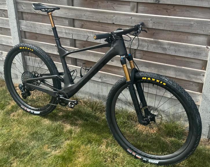 Topmodel Scott Spark RC SL EVO AXS 2022  maat XL, Fietsen en Brommers, Fietsen | Mountainbikes en ATB, Ophalen