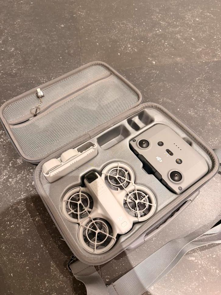 Dji Neo Fly More Combo met opbergtas, Audio, Tv en Foto, Drones, Zo goed als nieuw, Ophalen