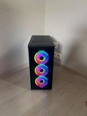 Gaming pc beschikbaar voor biedingen