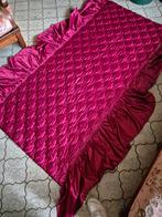 Mooie vintage roze bedsprei, Ophalen