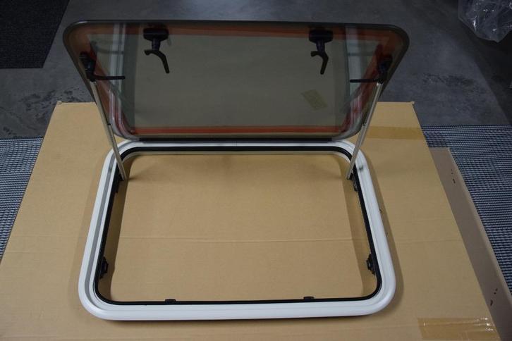 Nieuw Polyplastic klapraam 73x53 cm met witte Alu kader, Caravans en Kamperen, Mobilhome-accessoires, Nieuw, Ophalen