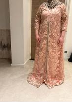Marokkaanse kaftan te koop. Maat S/M.120 €voor als, Kleding | Dames, Ophalen of Verzenden, Zo goed als nieuw, Maat 38/40 (M), Roze