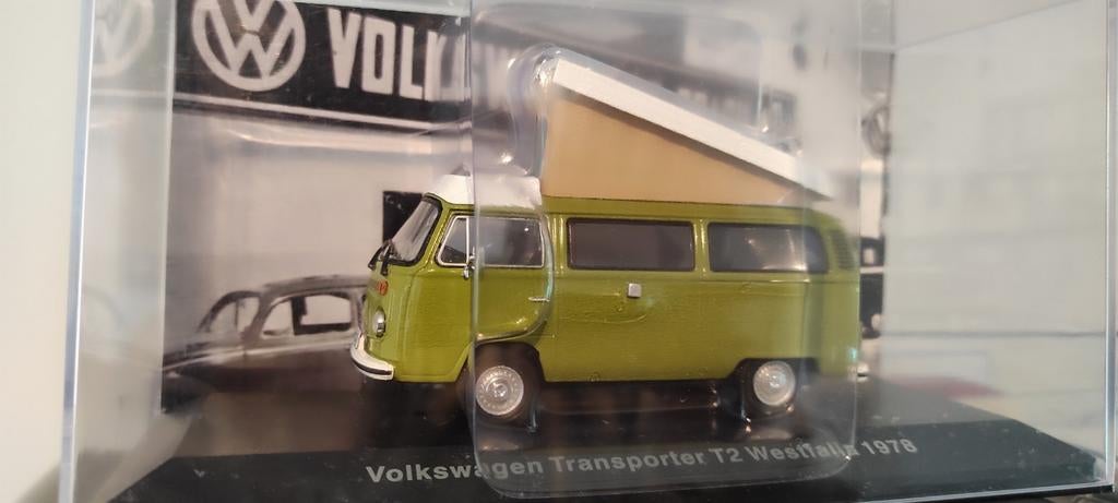 Volkswagen T2 Westfalia 1978 groen 1:43 in vitrinedoosje, Hobby en Vrije tijd, Modelauto's | 1:43, Ophalen of Verzenden