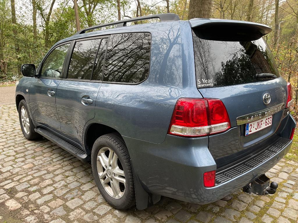 Toyota Land Cruiser 200 V8 diesel biturbo FRET LÉGER, Autos, Toyota, Achat, 2 places, Capteur de stationnement, Entretenue par le concessionnaire