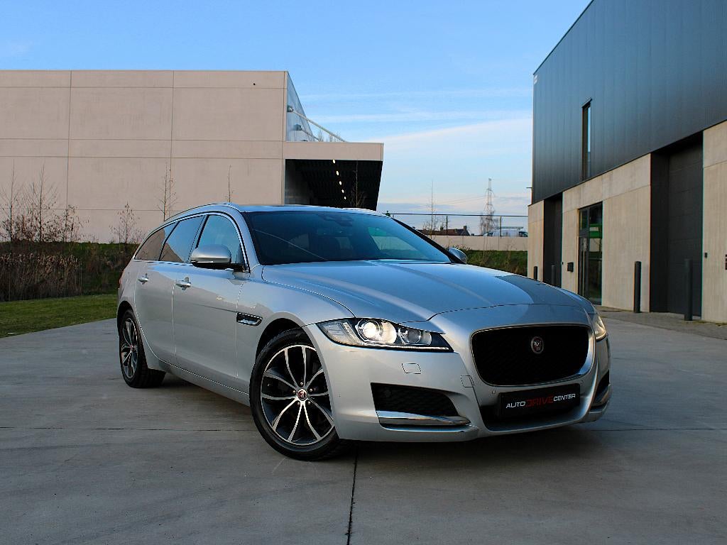✅Jaguar XF 2.0d sport * Automaat *Pano Dak *Camera *CarPlay, Auto's, Jaguar, Automaat, Achterwielaandrijving, 4 cilinders, USB