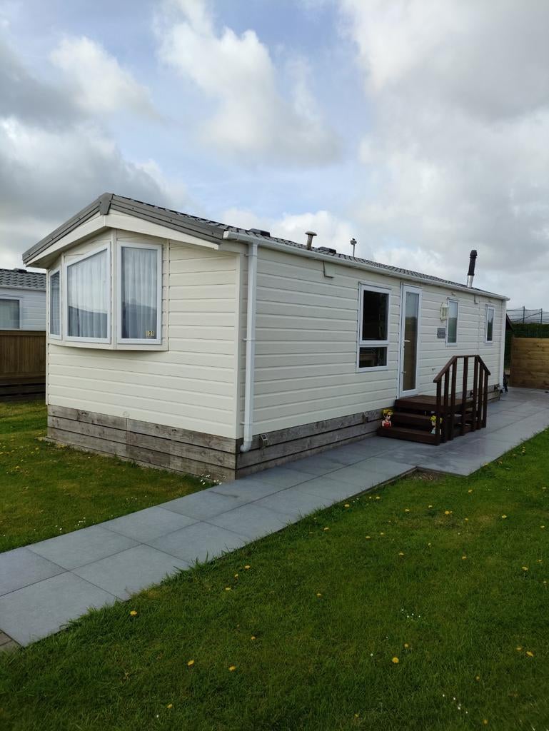 Staan caravan met staanplaats Middelkerke, Caravans en Kamperen, Stacaravans, Ophalen