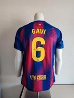 Gavi a signé le maillot du FC Barcelone avec le manteau Beck, Enlèvement ou Envoi, Maillot
