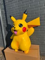 Groot Pokemon Pikachu beeld, Verzamelen, Ophalen, Zo goed als nieuw, Fantasy