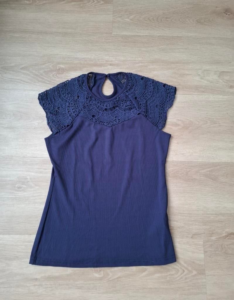 Nieuw! Shirtje Shein maat 38, Vêtements | Femmes, T-shirts, Shein, Enlèvement ou Envoi, Comme neuf, Taille 38/40 (M)