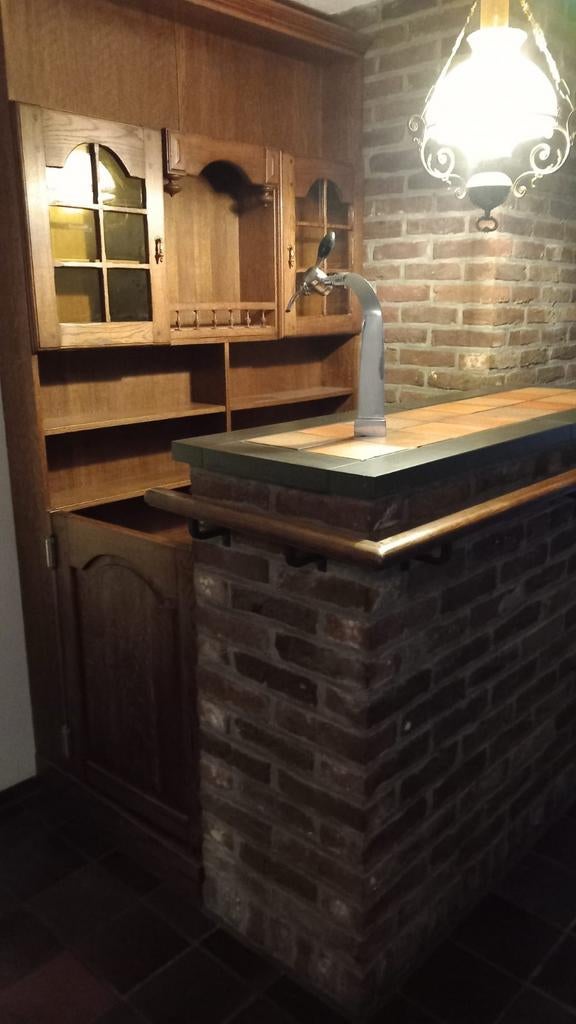 Houten meubel : bar en/ of open haard, Ophalen