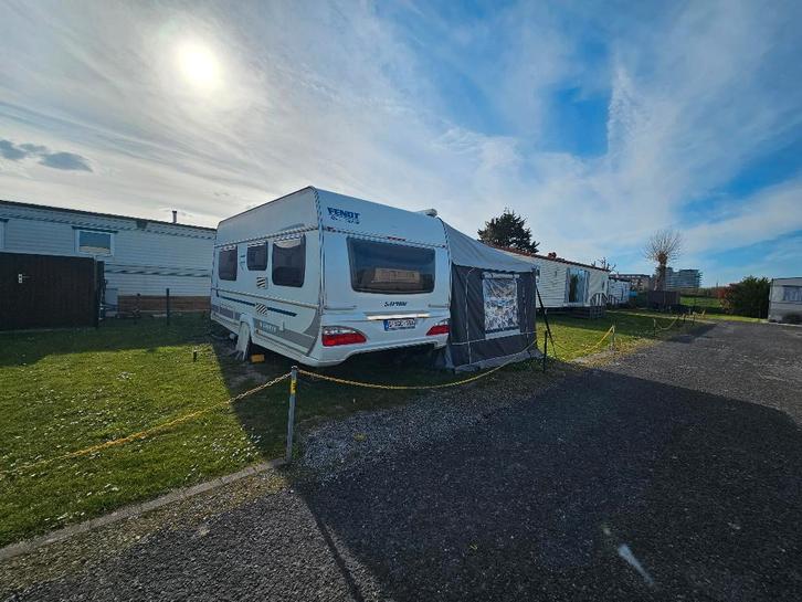 Fendt Saphir 445, Caravanes & Camping, Caravanes, Particulier, jusqu'à 4, 1250 - 1500 kg, Banquette en rond, Fendt, Grand lit