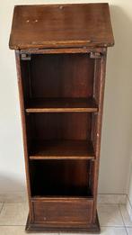 Antieke staande lessenaar/spreekgestoelte, Enlèvement