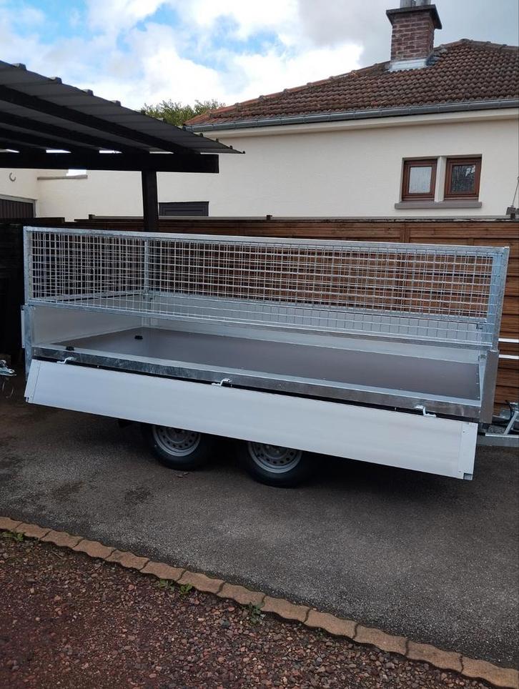 Remorque NEUVE doubles essieux 2m55 1m50 avec rehausses gril, Auto diversen, Aanhangers en Bagagewagens, Nieuw, Ophalen