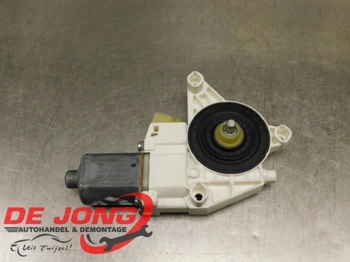 Moteur de vitre portière d'un Mercedes ML-Klasse, 3 mois de garantie, Utilisé, -, -