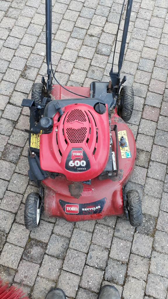 Todeuse TORO (600 series) HS, Enlèvement, Utilisé, 40 à 49 cm, Tondeuses à gazon à essence