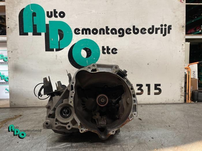 Boîte de vitesse d'un Nissan Micra (Micra 03-), Autos : Pièces & Accessoires, Transmission & Accessoires, Nissan, Utilisé, 3 mois de garantie