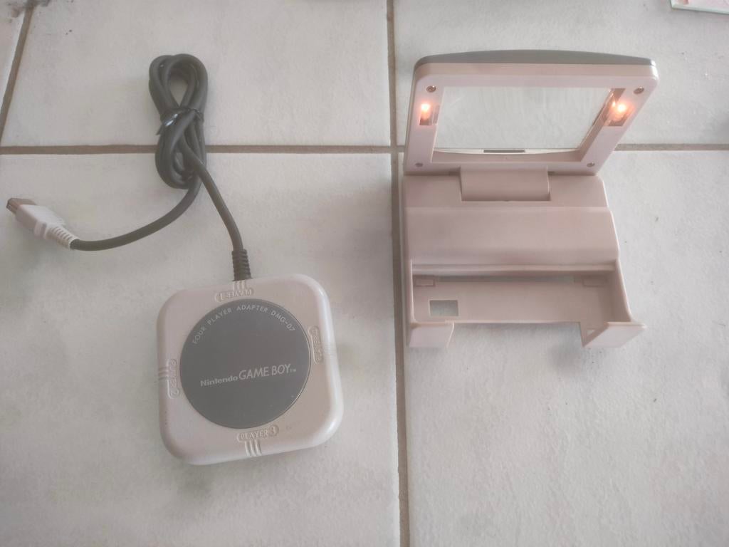 Adaptateur 4 joueurs pour Gameboy LightBoy et Gameboy, Télécoms, Téléphonie mobile | Chargeurs pour téléphone, Enlèvement ou Envoi