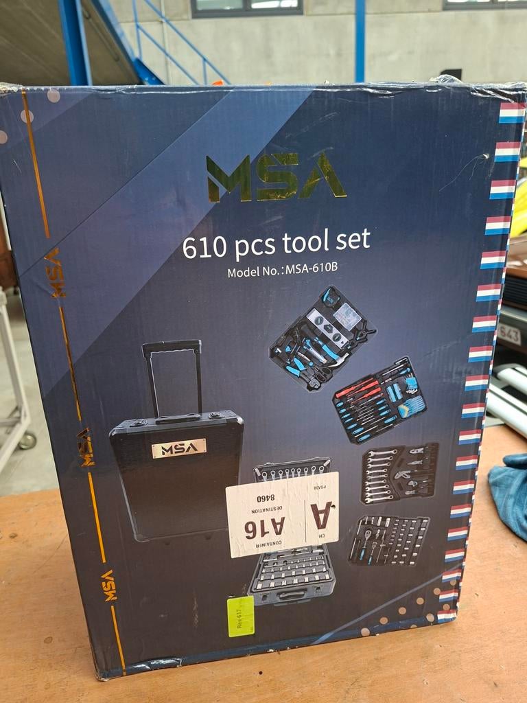 Materiaalkoffer gereedschapskoffer 610 stuks nieuw in doos, Ophalen