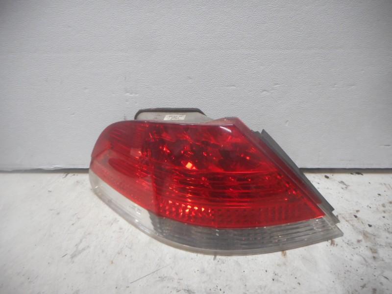 FEU ARRIÈRE GAUCHE 7 serie (E65 / E66 / E67) (63216937235), Autos : Pièces & Accessoires, Éclairage, BMW, Utilisé