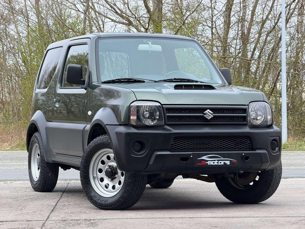 Suzuki Jimny 1.3i • 4X4 • TRES PROPRE • GARANTIE 1AN, Autos, Suzuki, Achat, Entreprise, Boîte manuelle, Noir