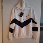 Witte hoodie zwart design maat M unisex trendy sweater, Kleding | Heren, Jassen | Zomer, Ophalen of Verzenden, Maat 48/50 (M)