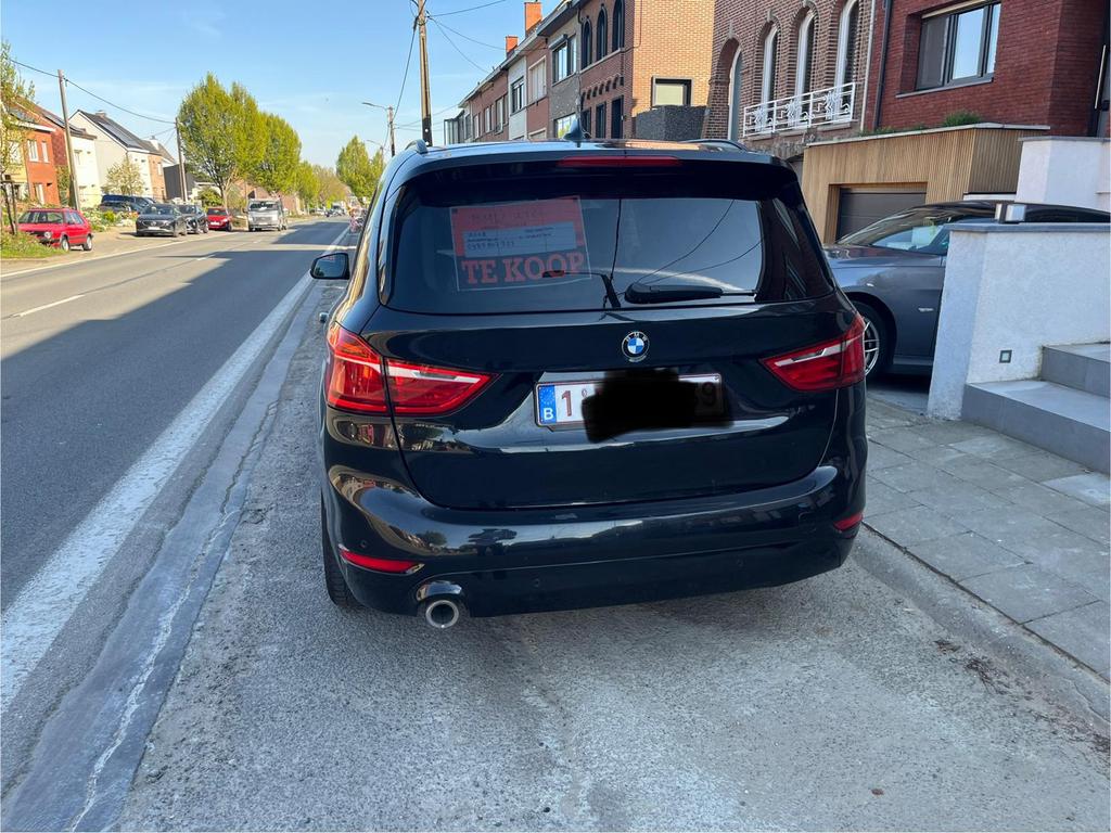 BMW 216D Active Tourer, Auto's, Automaat, Euro 6, Zwart, 2 Reeks Active Tourer