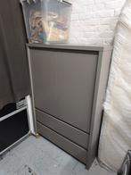 Armoire lourde grise, 2 portes coulissantes, 2 portes, 2 pou, Maison & Meubles, Enlèvement ou Envoi