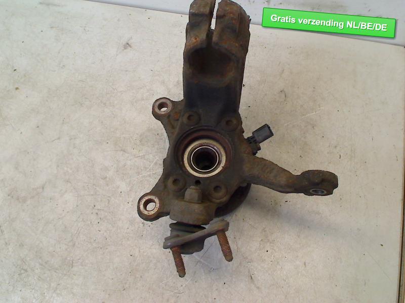 FUSEE RECHTS VOOR wiellagerhuis Fiat 500 (312), Gebruikt, Dhr. R. de Gouw, Fiat, De Bloemendaal 21 21
5221 EB  'S HERTOGENBOSCH, NL