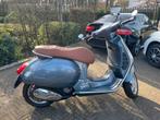 Vespa 250ie GTS, Motos, Entreprise