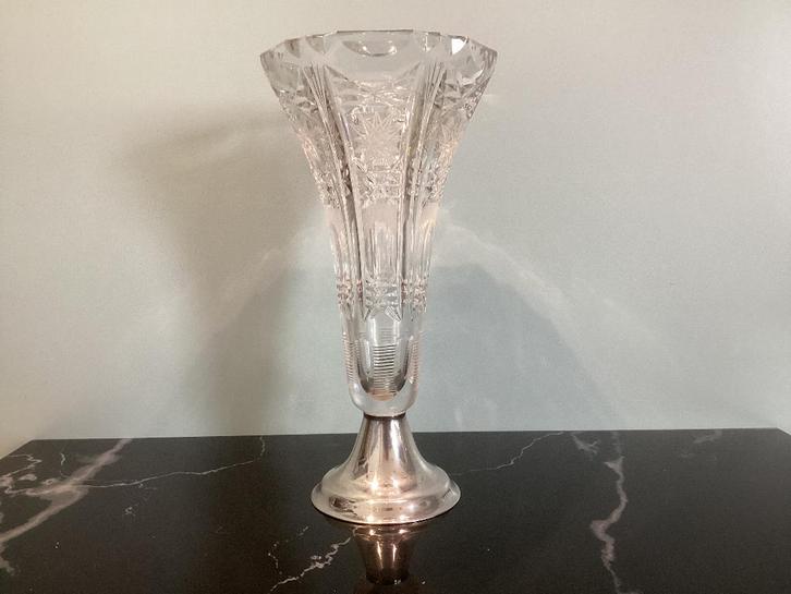 Vase en cristal avec base en argent. AG124/BB., Antiquités & Art, Antiquités | Verre & Cristal, Enlèvement
