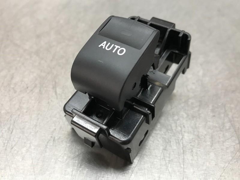 COMMUTATEUR VITRES ELECTRIQUES Toyota Land Cruiser (J15), Utilisé, Toyota