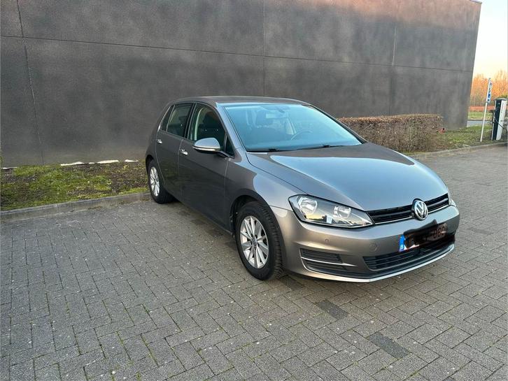 Golf Trendline 1.2 TSI, Autos, Volkswagen, Particulier, Golf, Essence, Euro 6, Berline, 5 portes, Boîte manuelle, Argent ou Gris