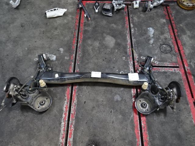 TRAIN ARRIERE Peugeot 308 (L3 / L8 / LB / LH / LP), Autos : Pièces & Accessoires, Freins & Transmission, Peugeot, Utilisé