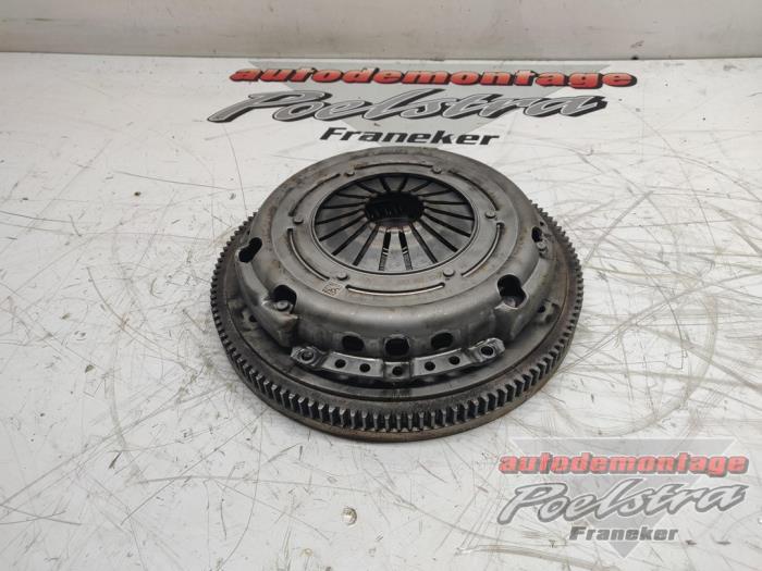 Kit embrayage (complet) d'un Volkswagen UP, Volkswagen, -, 3 mois de garantie, Utilisé