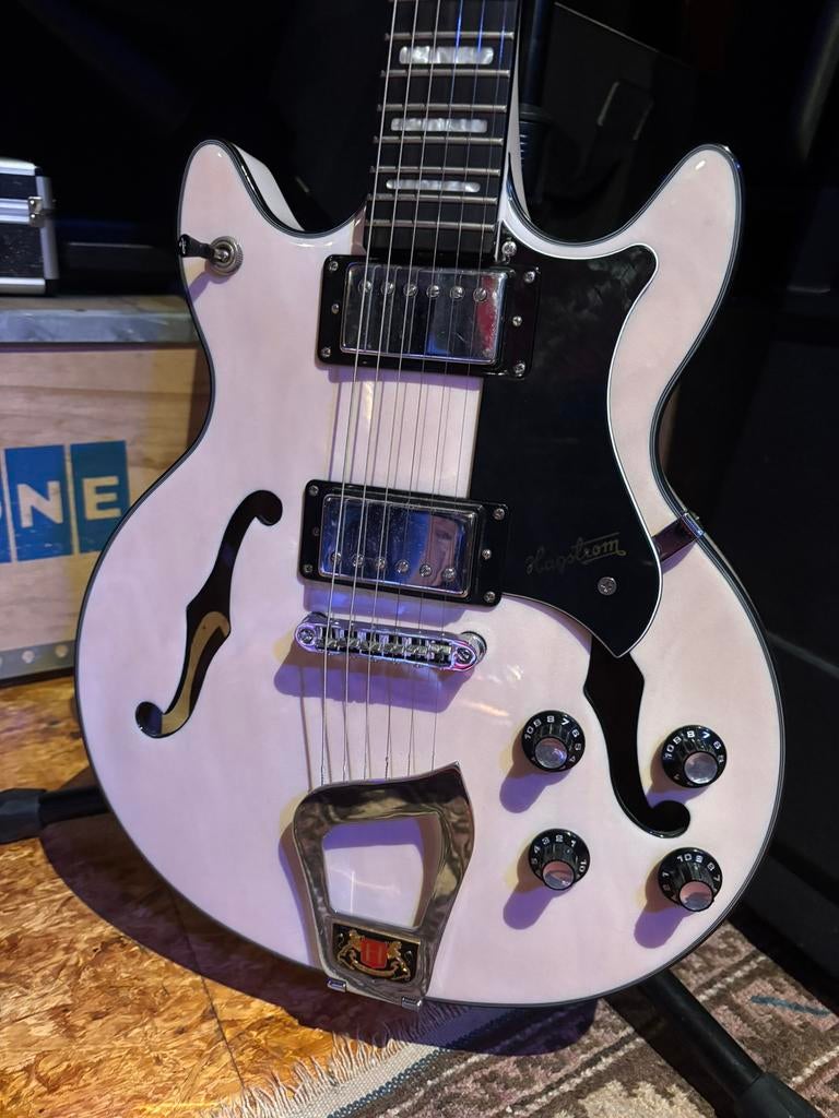 Hagstrom Alvar, Muziek en Instrumenten, Snaarinstrumenten | Gitaren | Elektrisch, Zo goed als nieuw, Hollow body, Overige merken