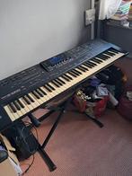 Synthé Roland G-1000 avec pied, ampli et disquettes, Musique & Instruments, Enlèvement, Utilisé, Roland, Avec pied