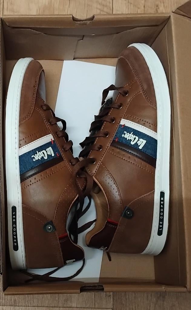 SNEAKERS / LEE COOPER / MAAT 42, Enlèvement, Comme neuf, Baskets