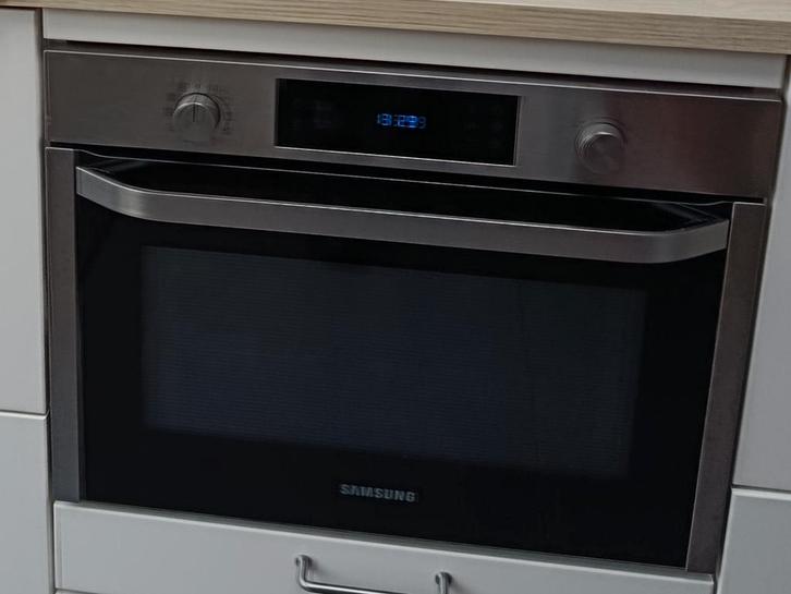 Samsung  – Inbouw Combi Oven-mictogolf (50 L), Elektronische apparatuur, Ovens, Inbouw, Grill, Ophalen