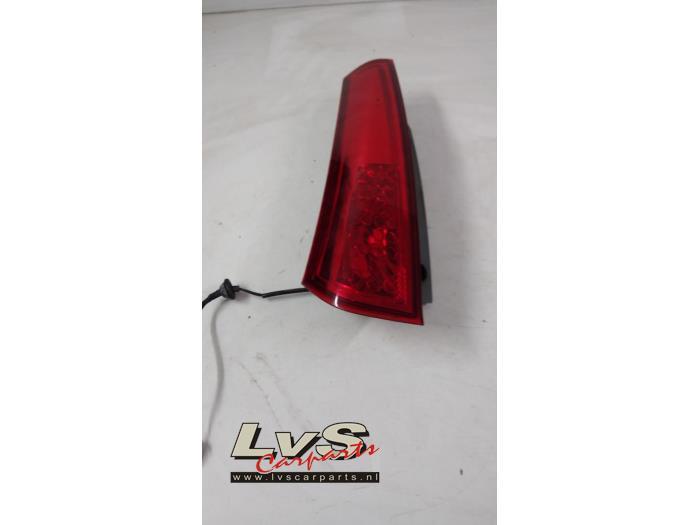 Feu arrière gauche d'un Kia Ceed, Kia, -, 3 mois de garantie, Utilisé