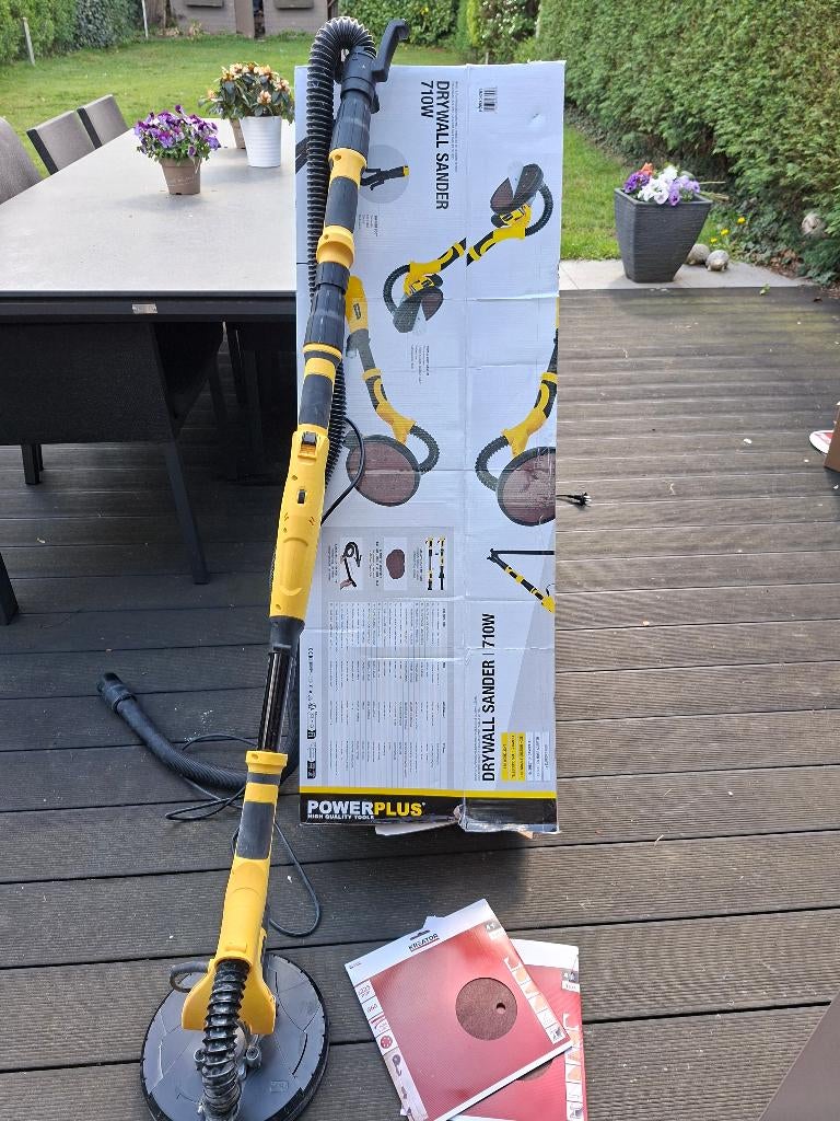 Vloer/wand schuurmachine, Doe-het-zelf en Bouw, Ophalen, Zo goed als nieuw, 600 tot 1200 watt, Vlakschuurmachine